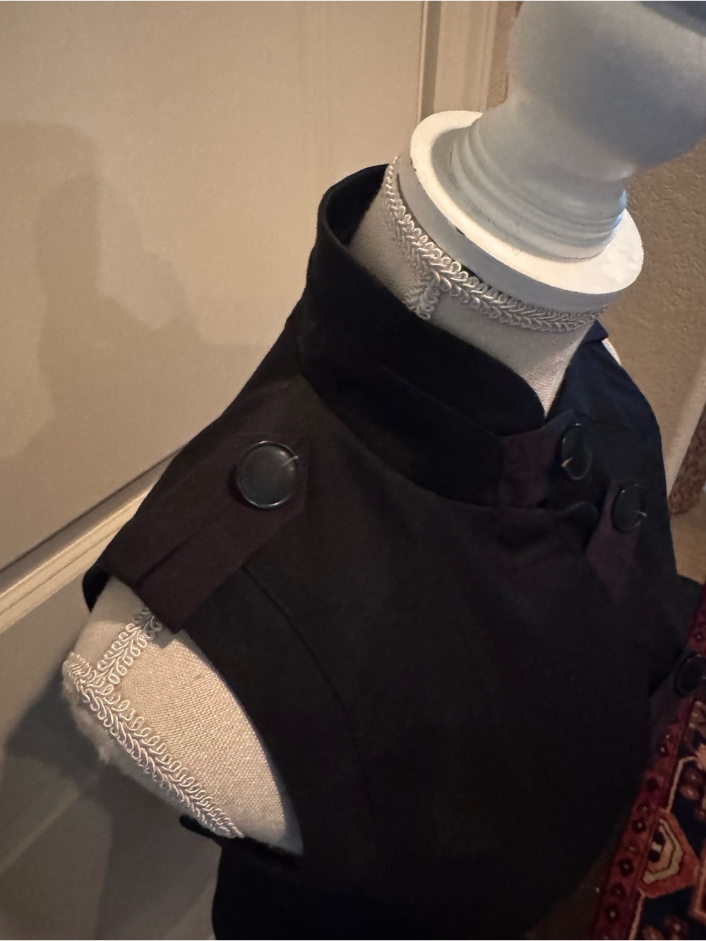 L.A.M.B. Black Sleeveless Military Style Button Vest - Picture 4 of 9